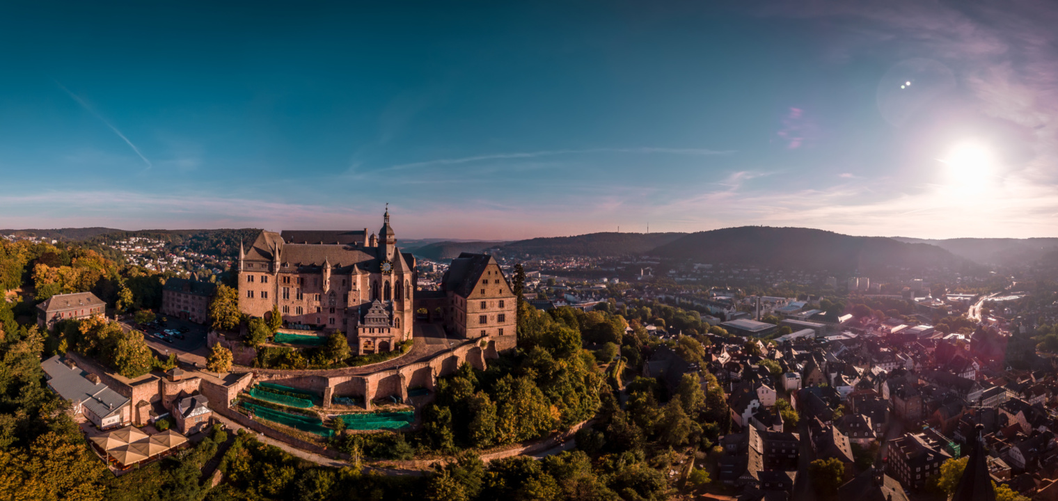Sonnenaufgang über Marburg and der Lahn
